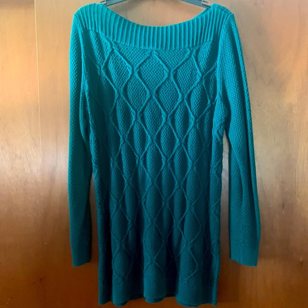 Women’s sweater